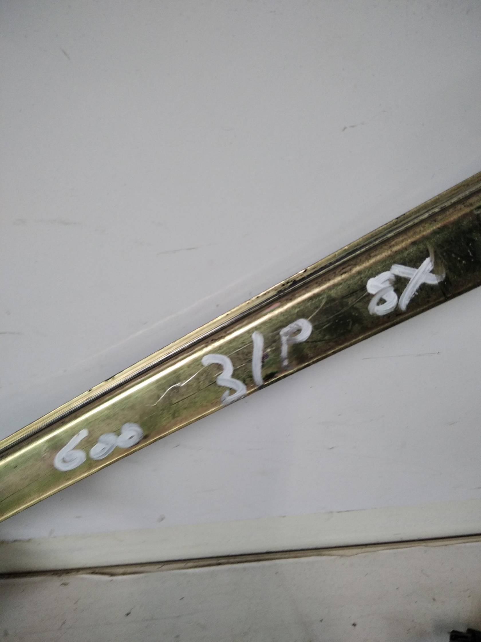 Alzacristallo elettr. porta ant. con motorino sx.